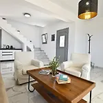 Almar Villa Adamantas (Milos)