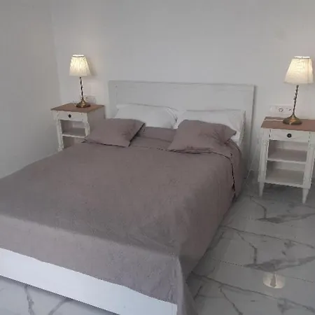 Almar Villa *