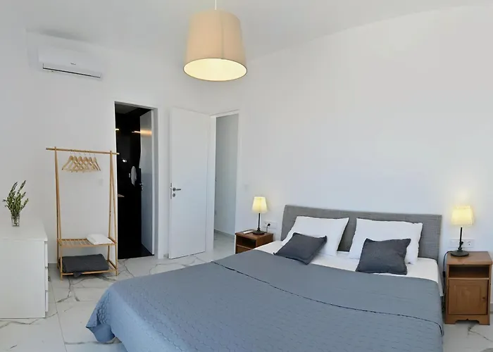 Villa Almar Adamantas (Milos)