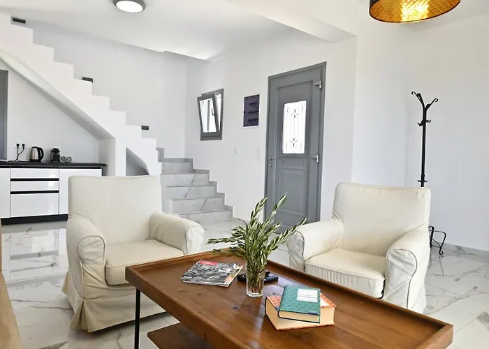 Almar Villa Adamantas (Milos)